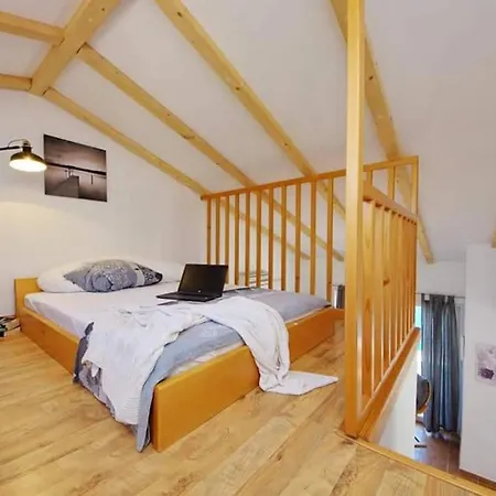 Bay Apartment